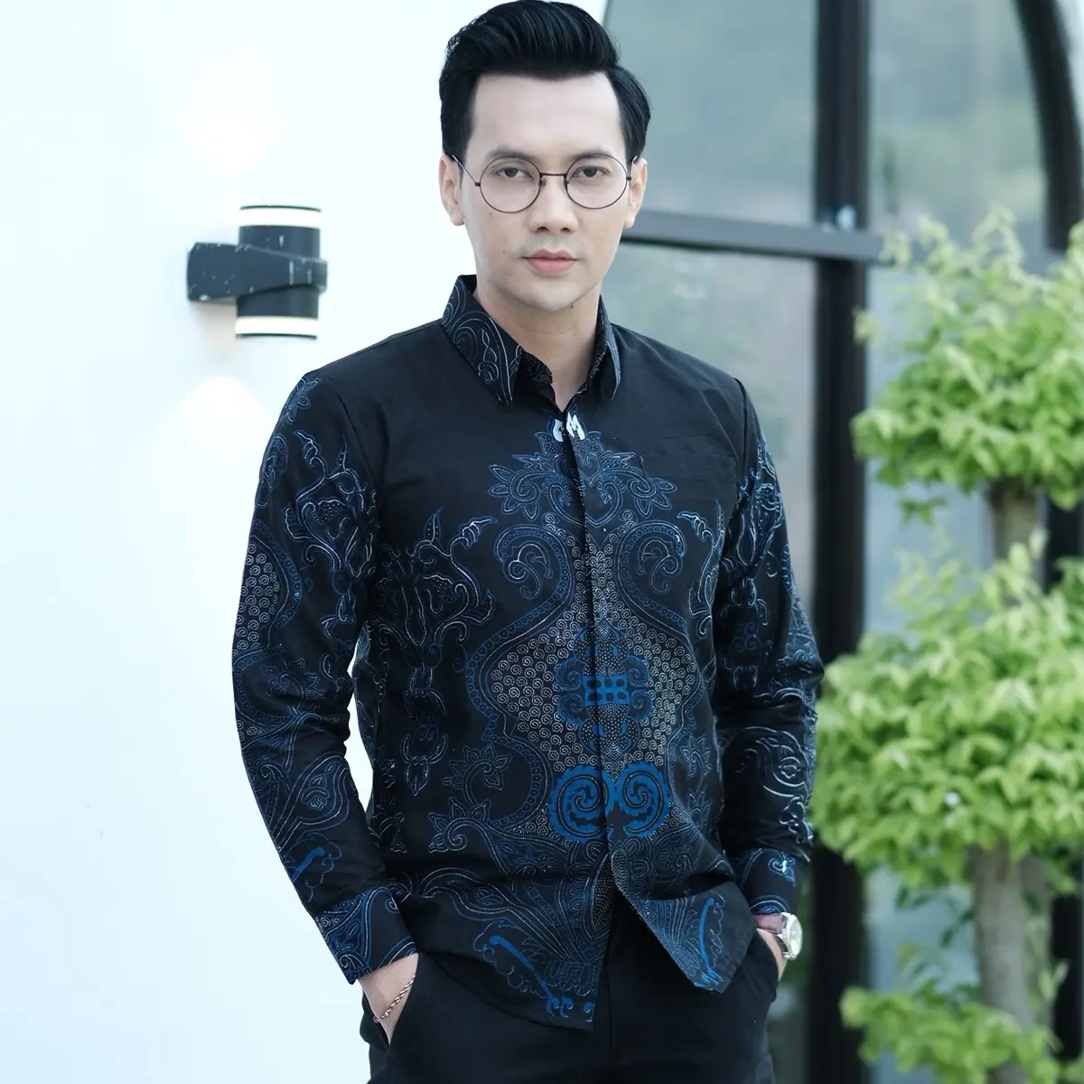 GUNDRA BIRU Kemeja batik pria lengan panjang furing full katun Slimfit casual Blue slim