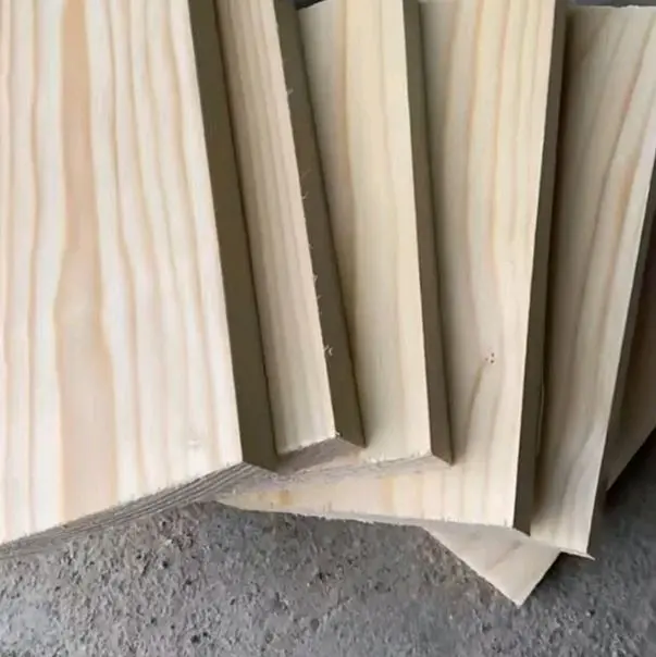 miếng gỗ thông mini.kt 10x10x1,4cm.bào láng 4 mặt.