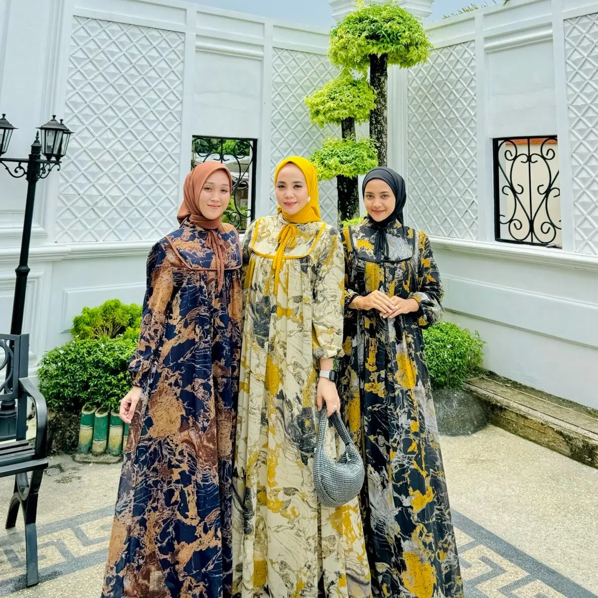 TUTUNAJWA AKAR Princess Set Hijab Segi 4 Polos