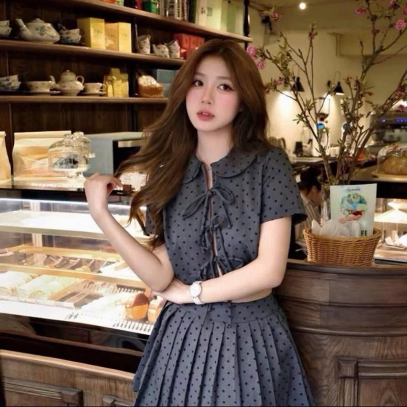 [Bèo Béo Bigsize] Set Áo Thiết Kế Croptop Xám Đan Dây Kèm Chân Váy Xếp Ly Form Bigsize 60-90Kg