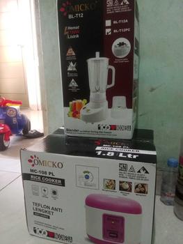 Product Review of OMICKO Rice Cooker 1.8 Liter 3in1 Penanak Nasi /Pengukus Makanan/Penghangat makanan Wadah Stainess Sudah SNI Hijau Listrik Pink from i**' 0