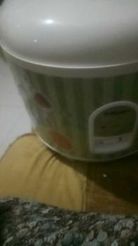 Product Review of Magic com / Rice Cooker Miyako MCM-528 1.8 Liter / 2 Liter from f**m 0