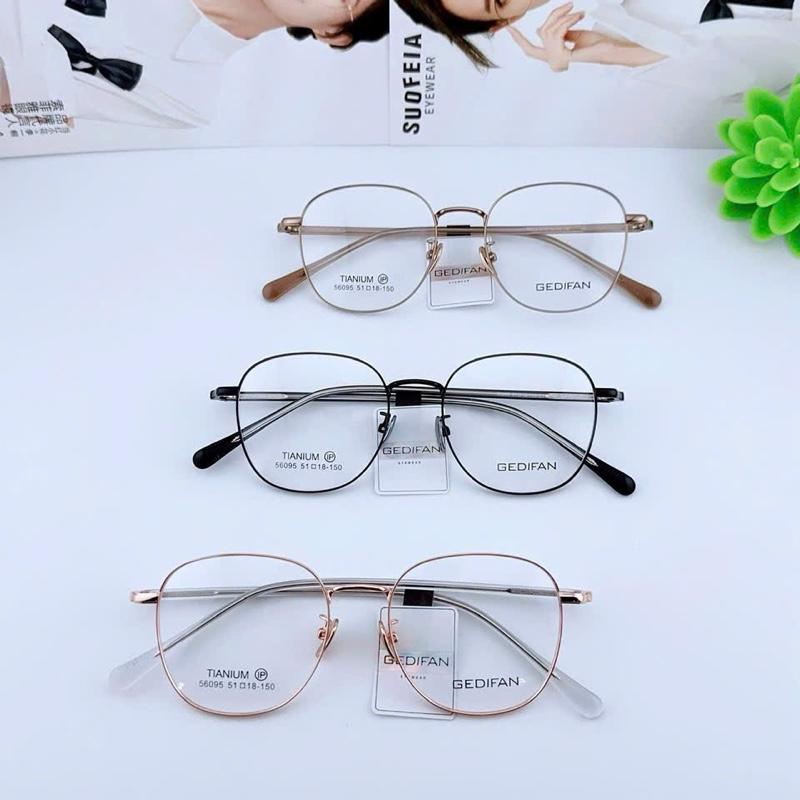  Mắt kính vuông bầu titanium  gọng kính teen càng cốt M95 