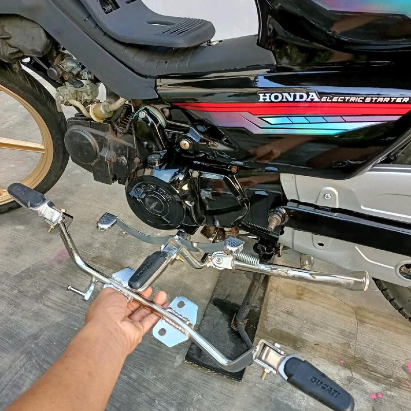 Product Introduction of Postep Step Tengah Grand Karet Ducati 1