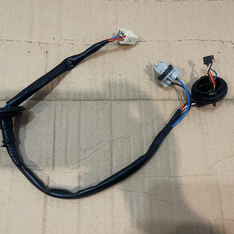 Soket stoplamp lampu belakang Fortuner VRZ Facelift
