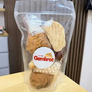 Cuanki gembrot - terdiri dari 1 siomay 1 tahu 2 kerupuk lidah pilus cikur dan berbagai bumbu khas cuanki gembrot