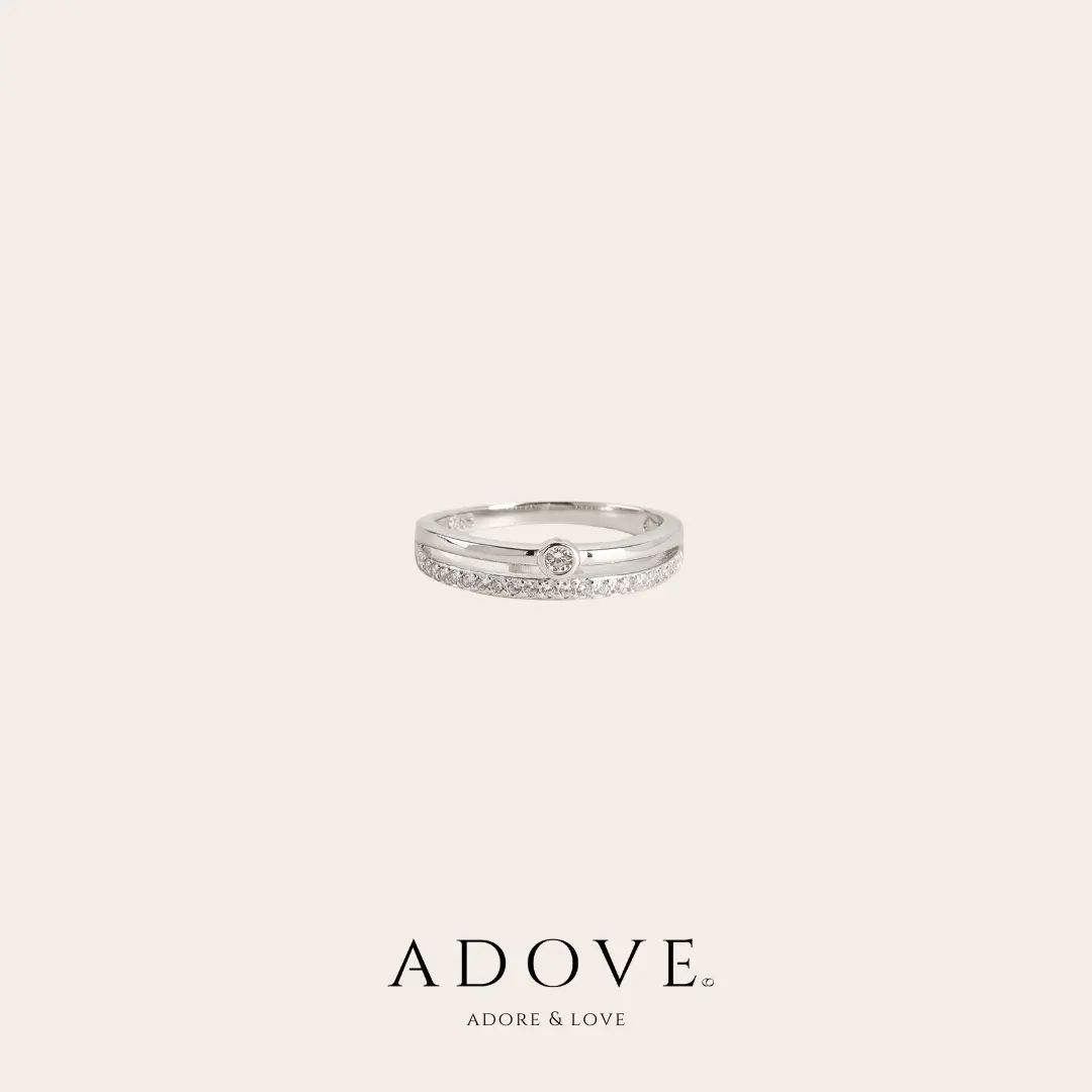 Nyra Ring with Rhodium Plated Sterling Silver 925