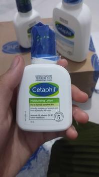 Product Review of Cetaphil Gentle Skin Cleanser 125ml + Moisturizing Lotion 59ml from s**l 3