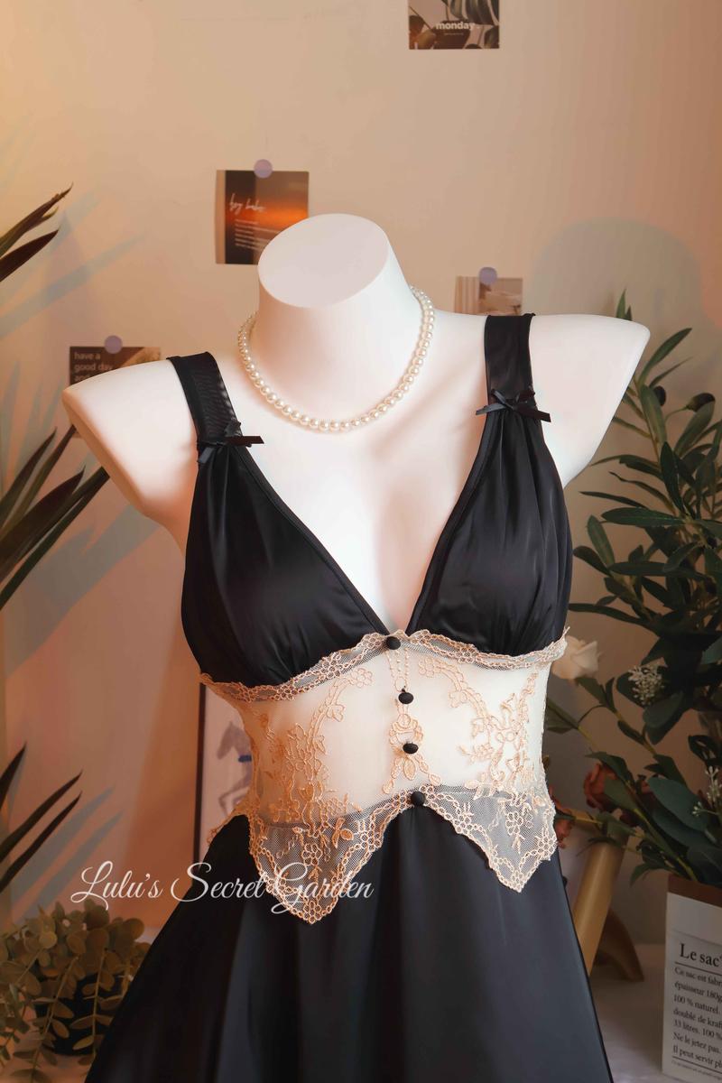 Product Introduction of LULU 1053-Sexy Lace Hollow Solid Color Seductive Camisole Nightdress and Robe Set for Women - Homewear 6