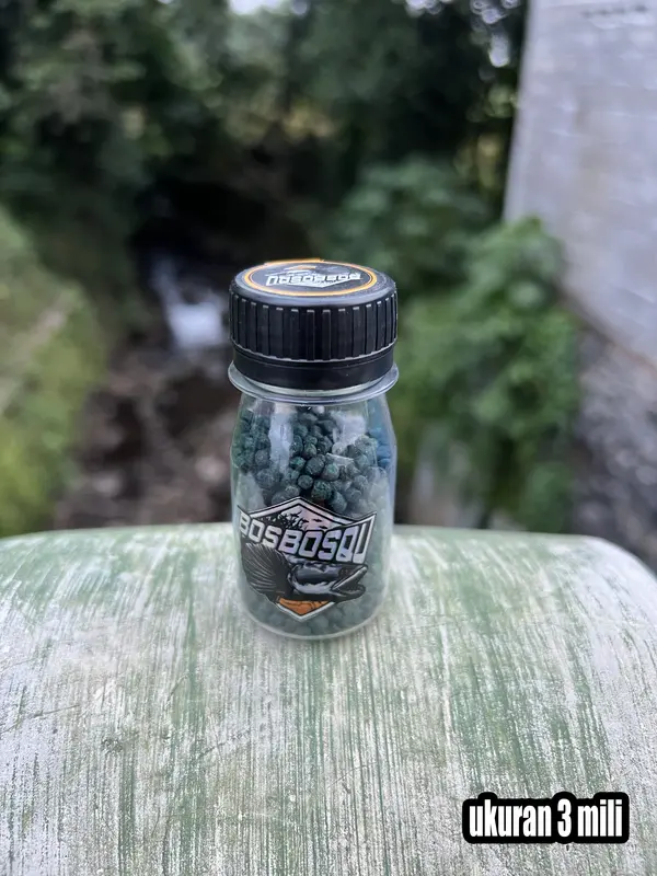 PELET BLUE BOOSTER/ PAKAN CHANNA by BOS BOS QU (WARNA BIRU) 8