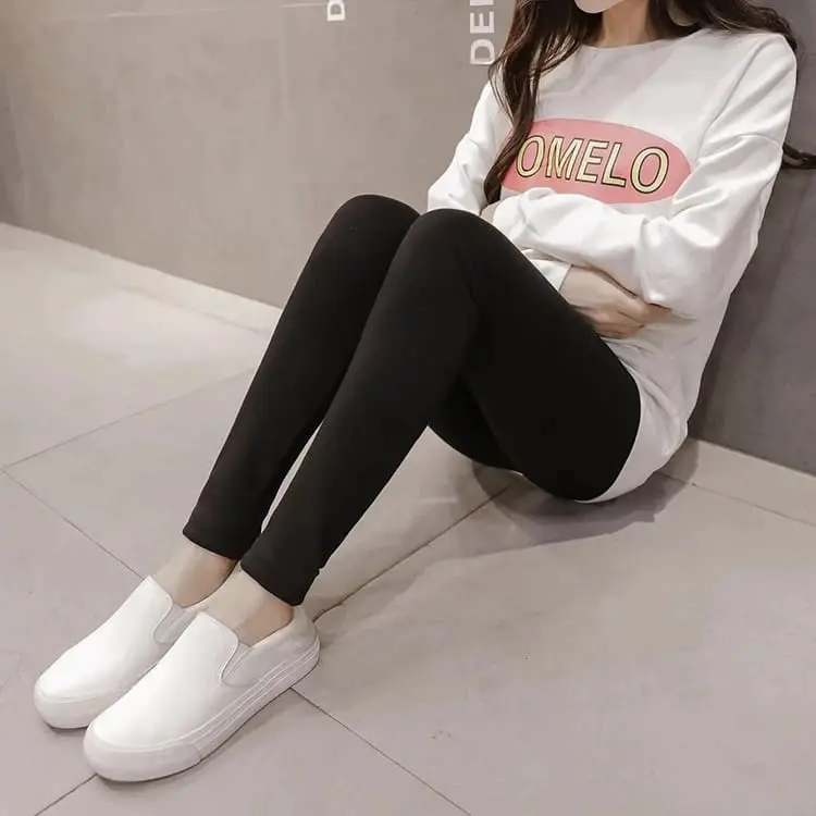 Legging Panhang Wanita Bahan Kaos Legging polos Kaos Rayon Celana Panjang Pendek Hitam