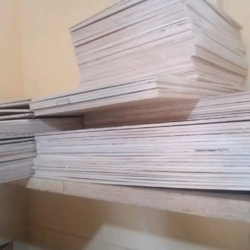 Lk - triplek  3mm albasia 30 x 25 isi : 4 lembar  multiplek potongan bahan kerajinan tangan siap pakai 2