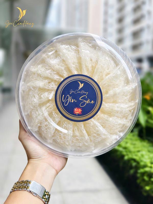  Tinh Chế Sợi Ngắn được tinh chế từ tổ Bể - Kèm Táo Đỏ,Đường Phèn - Yến Sào Góc Của Hằng 