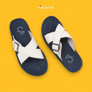 Sandal Pria Distro Kasual Santai Sendal Cowo Dewasa Slide Anti Slip - Cloka Capozzi