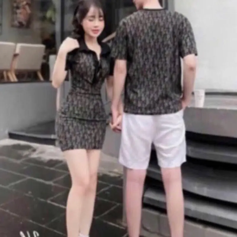 Set đồ đôi cotton xước (gồm áo nam dưới 70 kg + váy nữ dưới 58 kg)