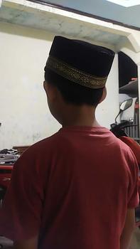 Product Review of Peci Pria model terbaru 2023 Premium Beludru Halus Tebal Nyaman Tinggi 9 Merk BREADSTR List Emas Gold - Songkok Kopiah Hitam Polos Akad Nikah Unik keren Anak dan Dewasa laki-laki perlengkapan sholat bisa bayar di tempat COD Motif Muslim from b**k m**a 0