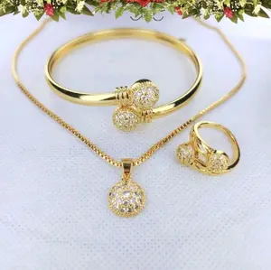 Set perhiasan titanium motif setengah bola lapis emas anti karat636