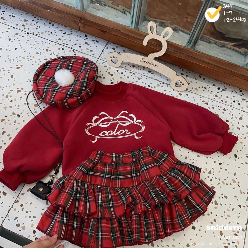 KÈM MŨ Sét Áo Nỉ Đỏ Mix Chân Váy Kẻ Caro Kèm Mũ Xinh Cho Bé Gái Diện NOEL Chất Liệu Mềm Mịn đủ Size 9-30kg Kem