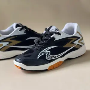 Sepatu Olahraga Badminton Saganext Momota Series Terbaru 39-43 Unisex Anti Licin