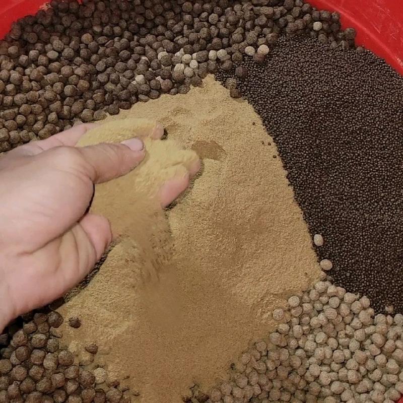 Mồi Câu Cá Sông Tự Nhiên Đặc Biệt Là Cá Tra Sông Mồi Được Trộn Từ 5 Vị Cám U18,C5006 Cargill 7605 Cargill 7414 UP 501s Mồi Câu Vị Tanh