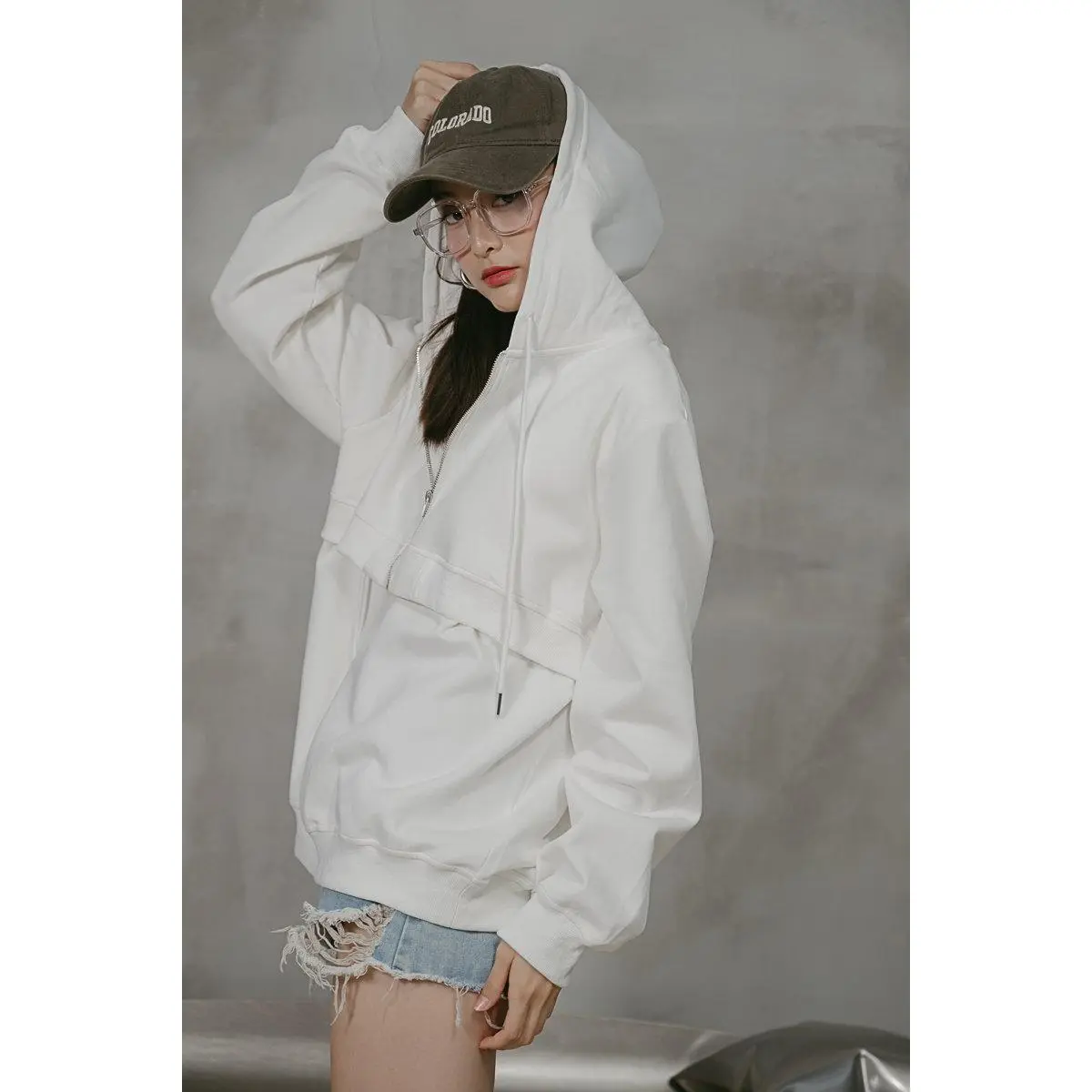 BING BING SWEATER DRESS (WHITE)