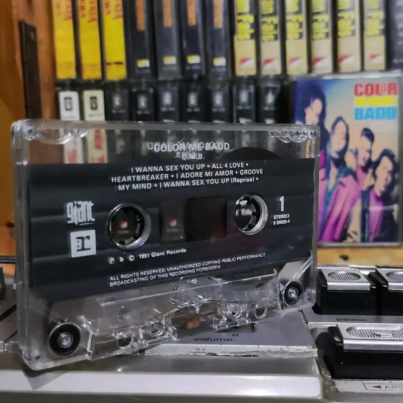 Kaset Pita - Color Me Bad - CMB - Radio Tape - Kaset - Radio - Pemutar Kaset - Retro - Classic - Nostalgia - Musik - Pop Barat 3