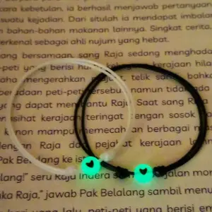 [ isi 2 pcs ] Gelang Tali Korea Couple Love Pink Glow in the Dark Waterproof Cocok untuk Pasangan Pria Wanita Unisex Bracelets gelang couple