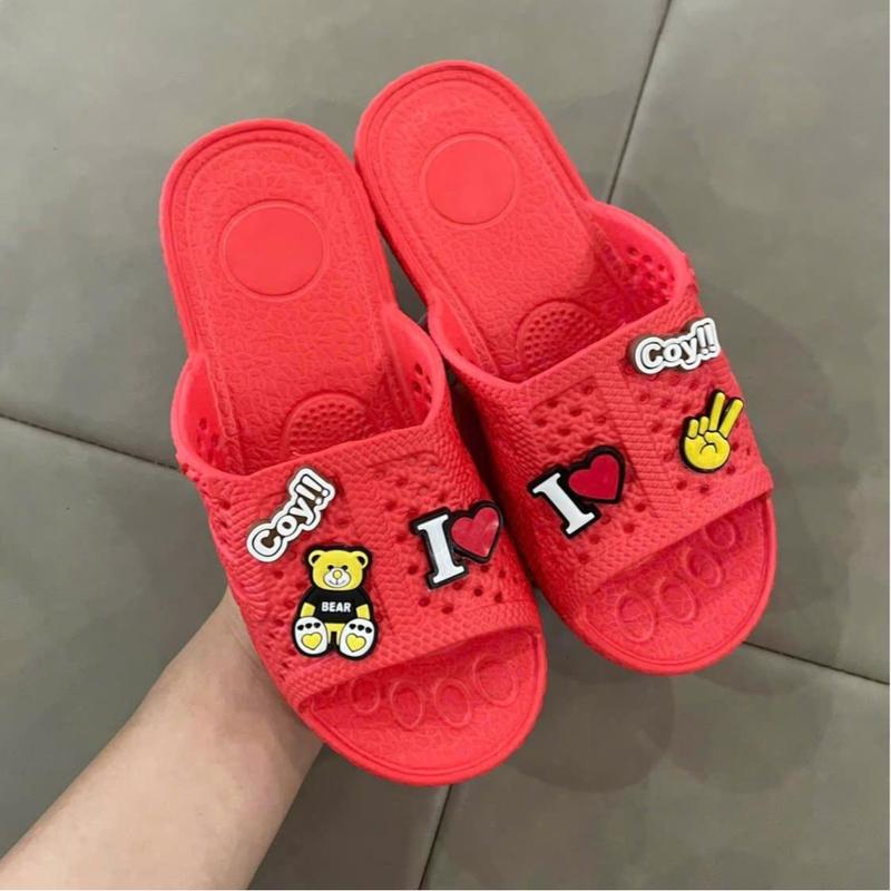 Dép tổ ong gắn sticker chất liệu eva siêu bền siêu nhẹ cho cả nam và nữ tặng charm ngẫu nhiên D06