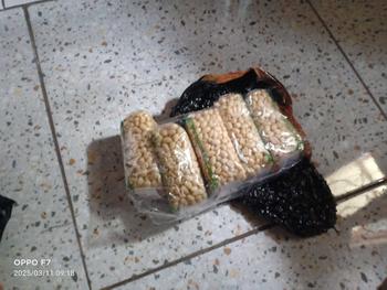 Product Review of 5 bungkus Kacang Kupas Asli Tuban 250g x 5 Bungkus - Total Berat 1,250g - Goreng, Food, Mete, Kering, Snack, Cemilan Bawang Makanan Camilan Mede from t**2 1