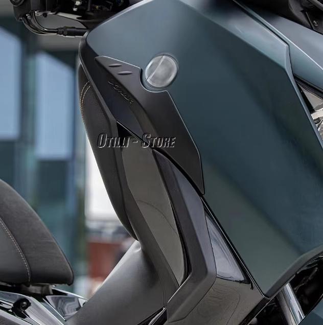 Product Introduction of Motorcycle Body Protector Logo Sticker Anti-Scratch Strips Sticker For YAMAHA XMAX 125 X-MAX 300 X-MAX125 X-MAX300 XMAX300 2023 18