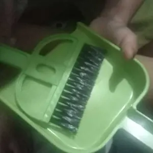 Sapu Mini dan Serokan Plastik Set Pembersih Meja Keyboard Kerja Multifungsi