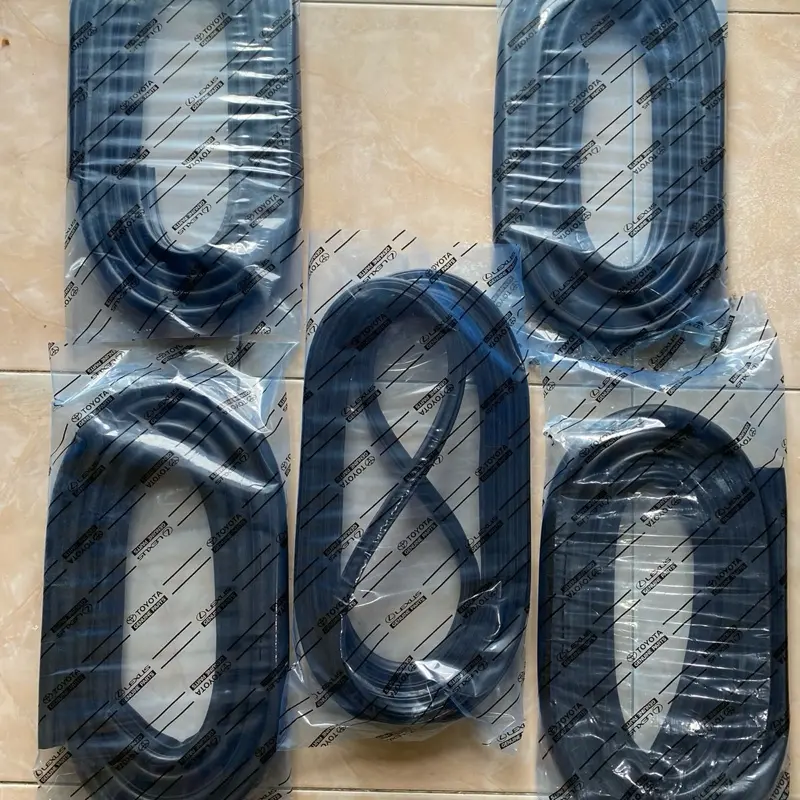 Karet Balon peredam pintu Full Set Innova Fortuner 2004-2015 Original 100%
