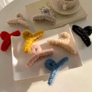 Jedai bulu bulu halus lembut motif polos / Jepitan rambut wanita gaya korea warna soft  Aksesoris rambut wanita kekinian