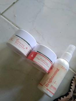 Product Review of READY SIAP KIRIM PAKET LENGKAP CREAM PEMUTIH BRIGHTENING BOOSTER LS SKINCARE Kulit sensitif Pemutihan Semua Jenis Kulit Bebas Alkohol Kontrol Minyak Hidrasi from d**1 0