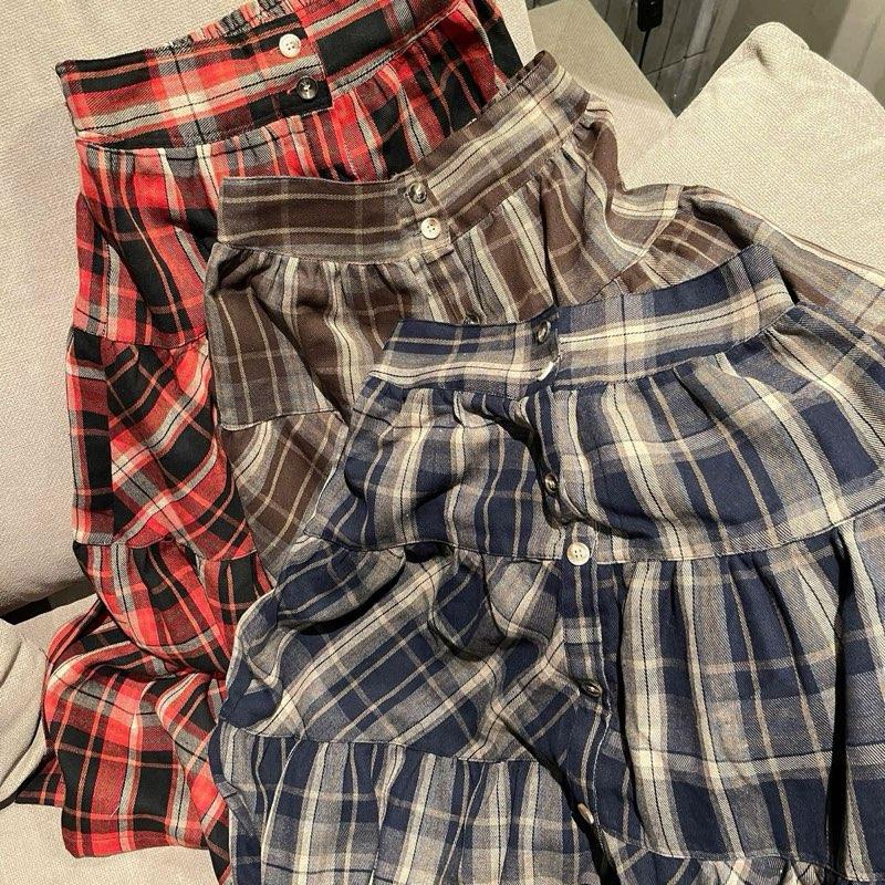   SMOR ROOM  Chân váy dài line tầng caro KASSA 