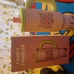 [MAKSAN PO 21 HARI] Pero Fancy Tumbler Negara Permos 1182 ML With Handle / Botol Minum Tumbler Vakun Anti Panas dan Dingin 1182 ML