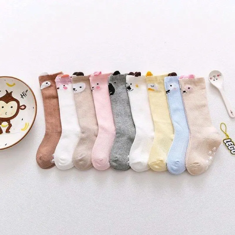 kaos kaki anak panjang barang import karakter lucu
