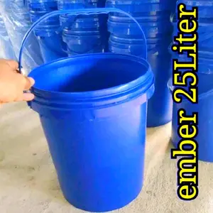 ember 25liter baru bukan bekas bahan tebal..hdpe tahan cuaca.tahan banting