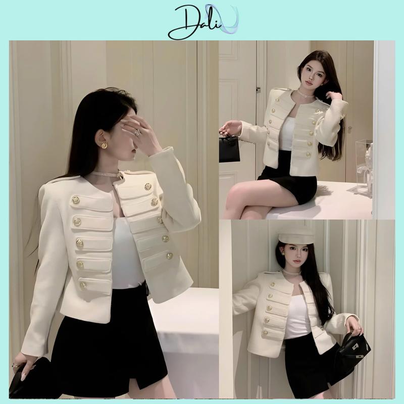 Áo Khoác Dạ Ép Sang Chảnh Dáng Ngắn 2 Lớp Có Đệm Vai Đính Cúc Phong Cách Quý Cô Tạo Vẻ Ngoài Sang Trọng Và Tinh Tế Nhận Đặt Theo Yêu Cầu