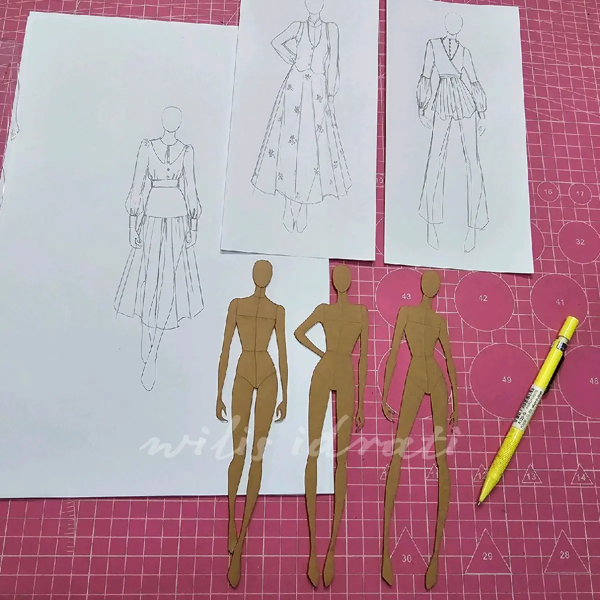1 set (isi 3 pcs) penggaris proporsi tubuh wanita