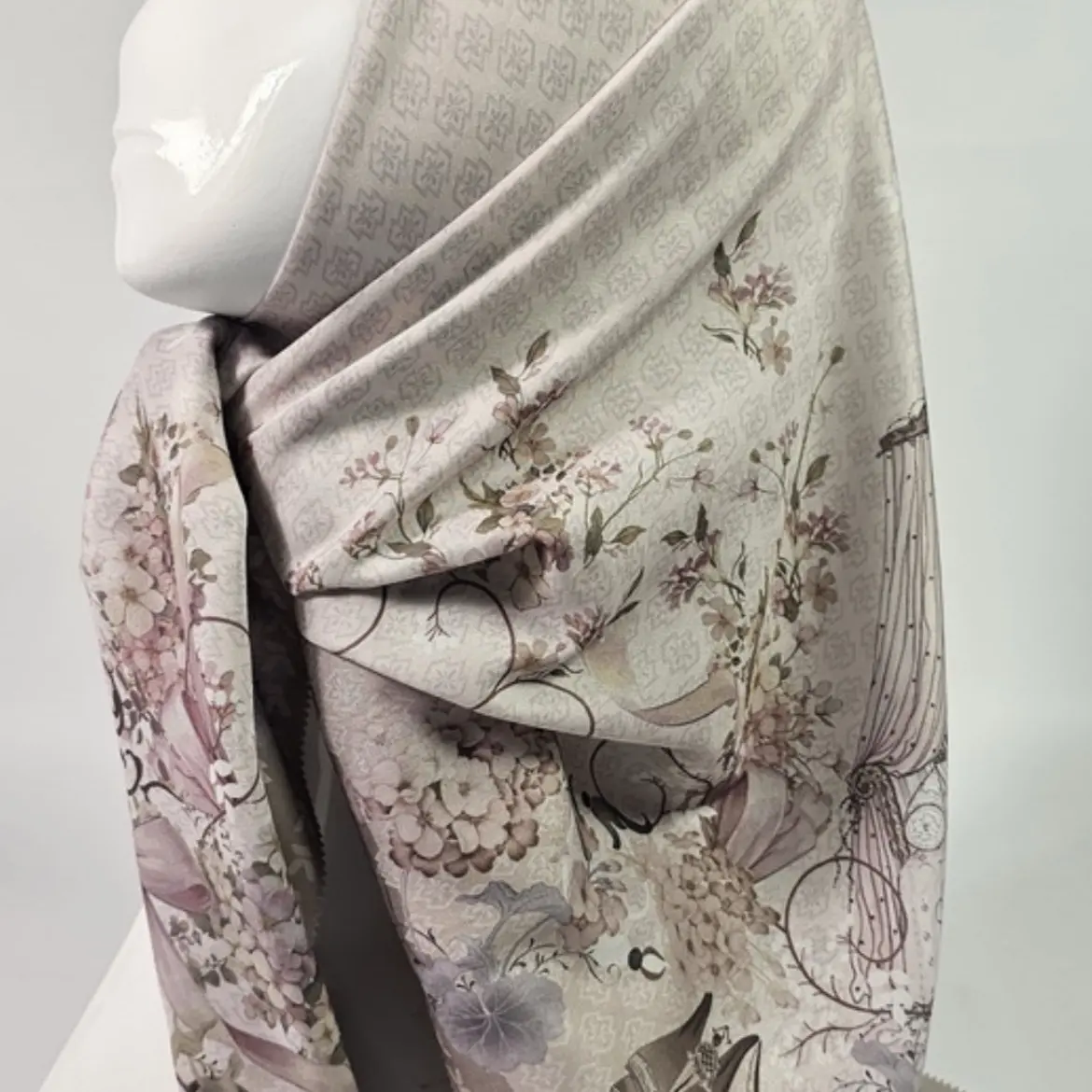 Kerudung Segi Empat Azhimah Voal Premium 110x110 Creamy Brown - Cantik, Nyaman, Jilbab, Lembut
