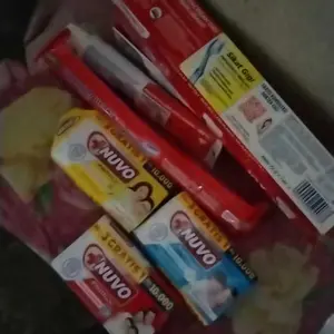 PAKET HEMAT Perlengkapan Mandi (2 pasta gigi,2 sikat gigi,3 sabun mandi)