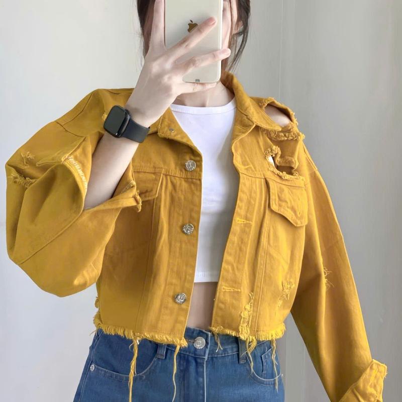 TIENSTYLE Áo Khoác Jean Nữ Croptop Rách Lai Tua Form Rộng Tay Cánh Dơi Chất Denim Không Giãn Size Free Size Dài 44-47Cm Mẫu 1.63m Năng 46kg Thời Trang Cá Tính
