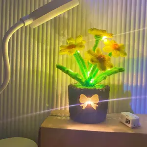 MINIGIFT Bunga pot kawat bulu | Bunga Daisy kawat bulu | Ide hadiah ulang tahun | Hadiah untuk cewe | Hiasan meja | Pipe cleaner | Bunga hiasan | gift ideas | Hiasan dasbord mobil | Hadiah kenang-kenangan | Ide kado sempro