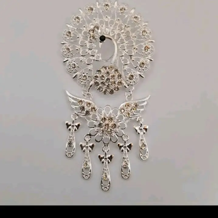 Bros KutuBaru Elegan Motif Angsa & Bunga Mata Dua Warna Gold Silver Clips 2