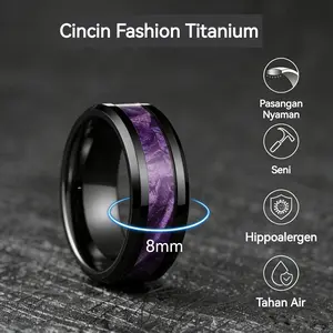 Cincin baja titanium pria dan wanita, tersedia ukuran 6-12, cincin pasangan dengan motif alam semesta, cocok untuk pemakaian sehari-hari, nyaman dan pas, anti karat dan anti korosi, hypoallergenic, tersedia dalam warna ungu/hitam/putih