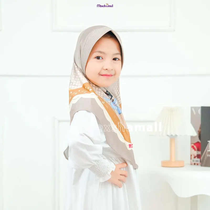 Shamira - Hijab Anak Motif Labubu I Kuromi Material Jersey I Kerudung Instan Anak Perempuan 3-9 Tahun 4