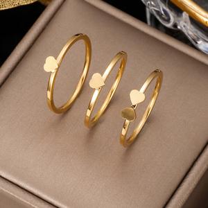 DYD Promise Rings for Women Lucky Clover Heart Ring Non Fading Titanium Stainless Steel Jewelry Fashion Accessories Gift for Girls