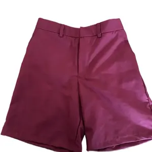 Celana Merah Hati untuk TK & SD dengan Bahan Pilihan Kualitas Terbaik