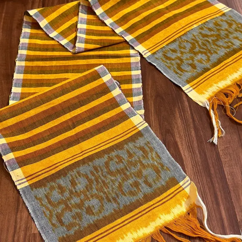 Selendang tenun motif peplendoan 1